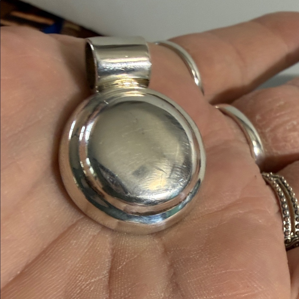 925, Silver Taxco Mexico Vintage Solid Round Pendant - Picture 5 of 5